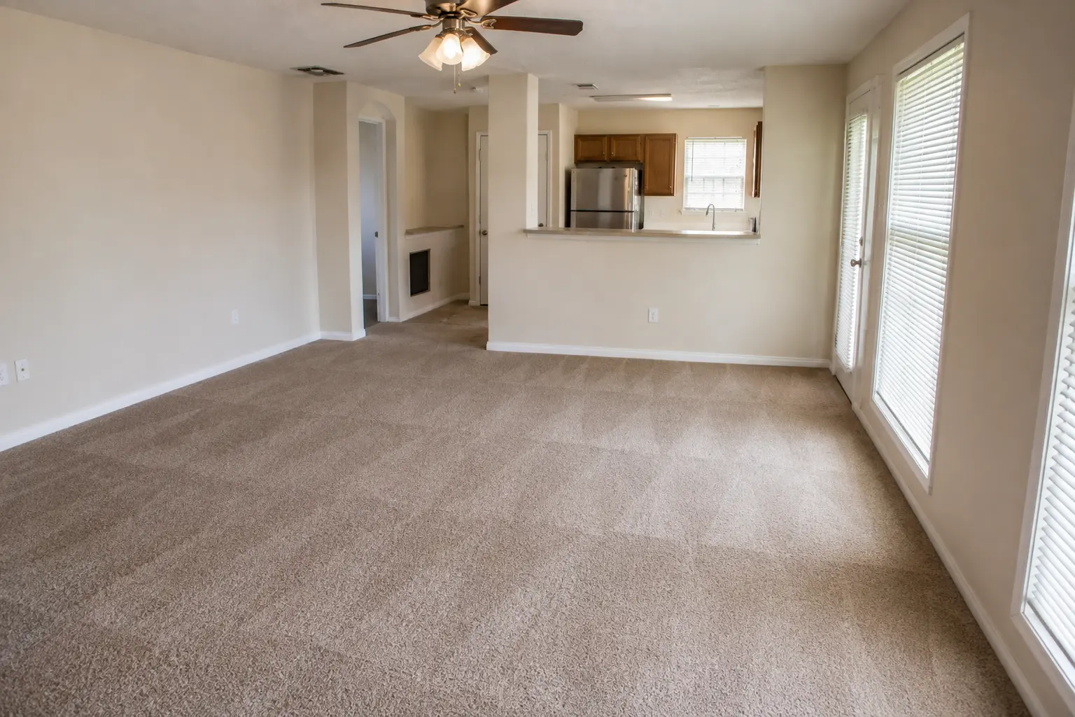 Clean Sarasota property after Anchor Services foreclosure cleanouts — REO turnover in Sarasota — left-behind furniture, trash and debris removed and the home left broom-clean and listing-ready.